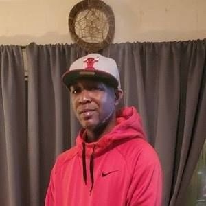 Meet your Posher, Kenneth